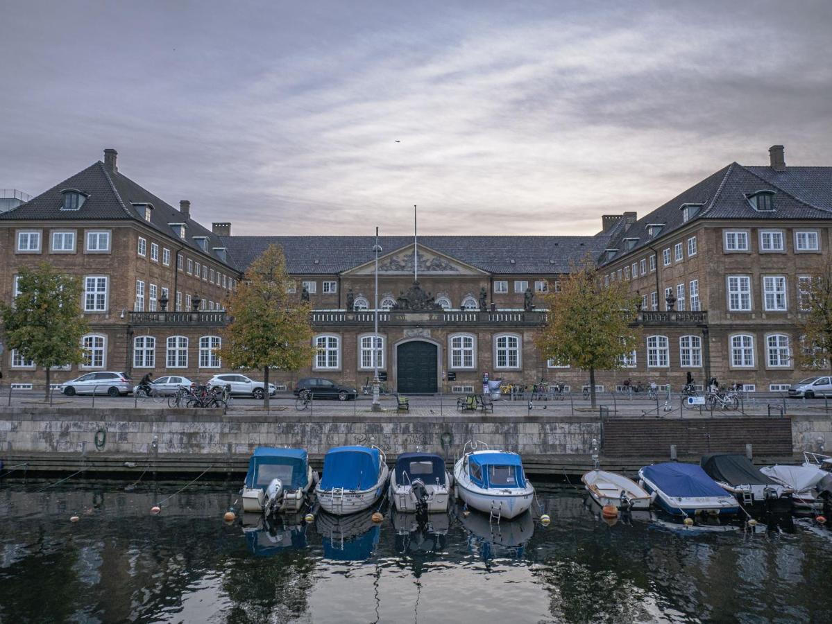 Spacious Tivoli Gardens Apartment W 3 Bedrooms Copenhagen Exterior photo
