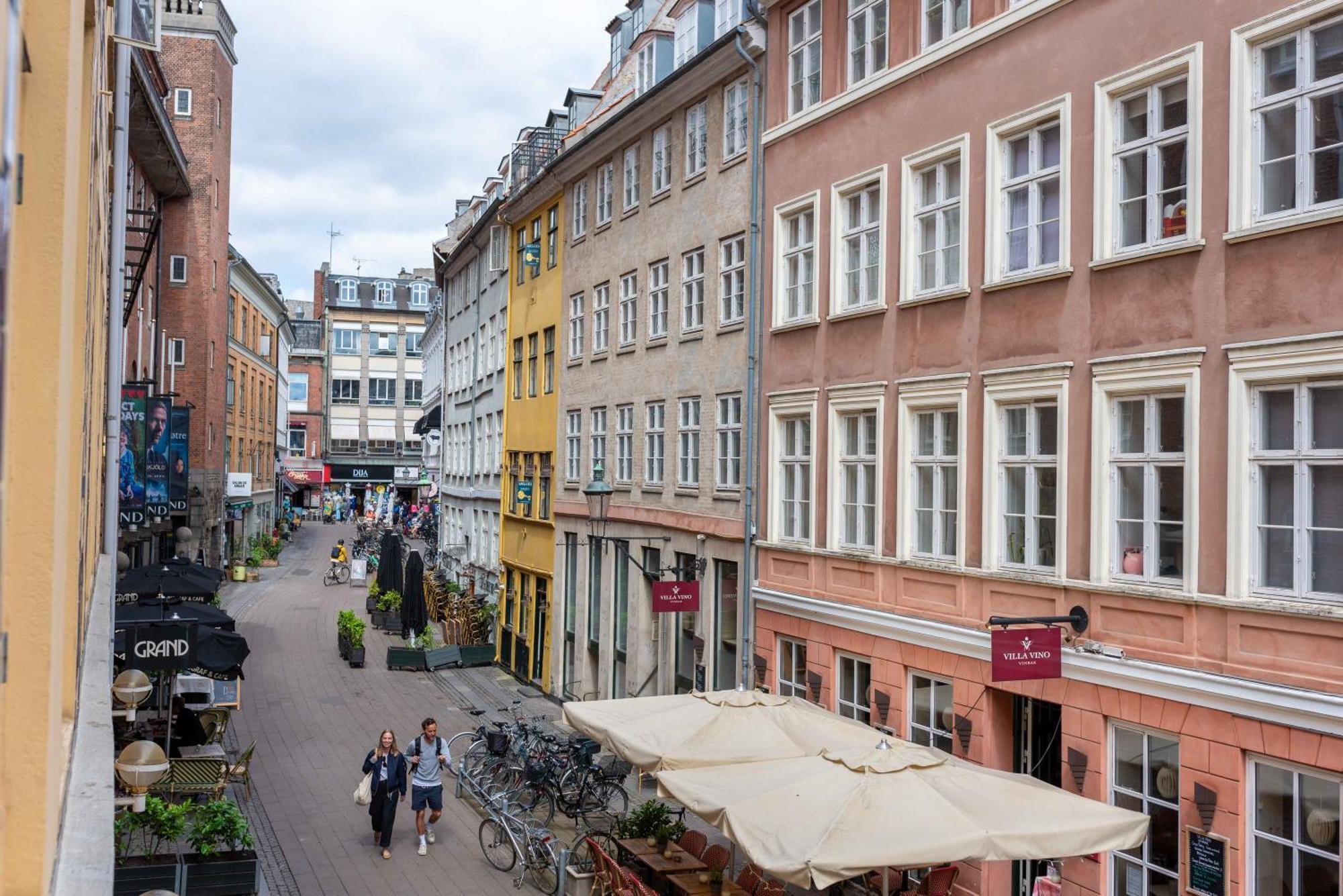 Spacious Tivoli Gardens Apartment W 3 Bedrooms Copenhagen Exterior photo